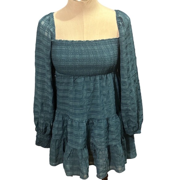 Urban‎ Outfitter River Smocked Long Sleeve Mini Dress Size Small EUC - Picture 4 of 4